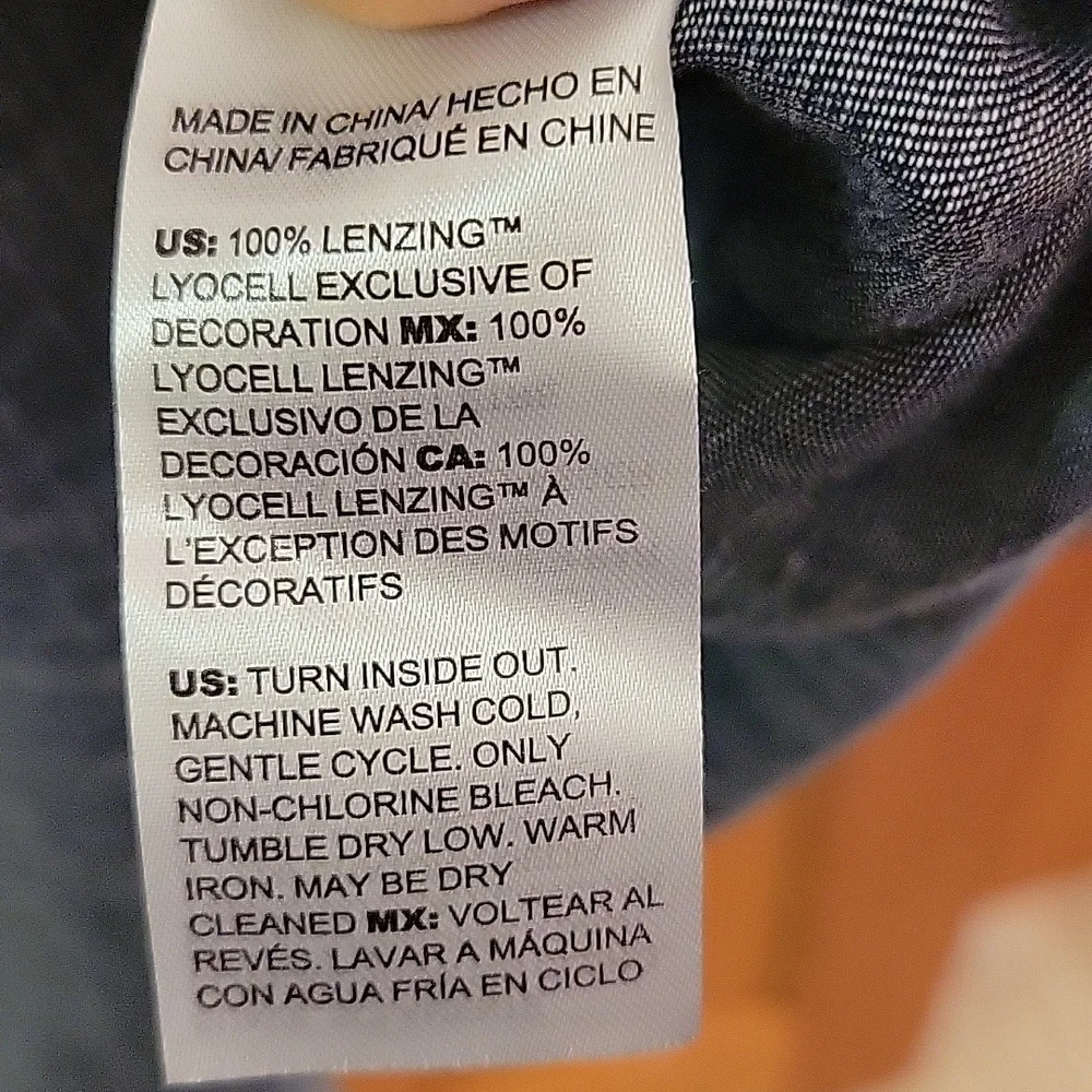 Soft, flowy floral print blouse - Picture 4 of 4